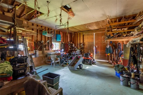 1301 Sayward Rd, Sayward, BC 