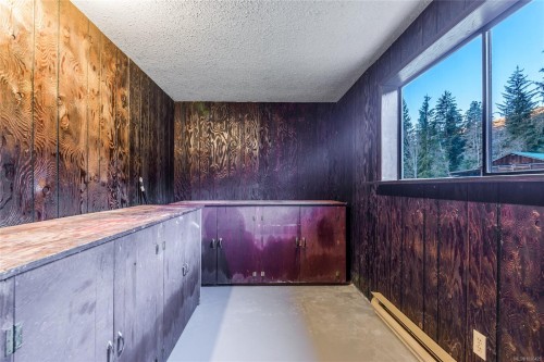 1301 Sayward Rd, Sayward, BC 