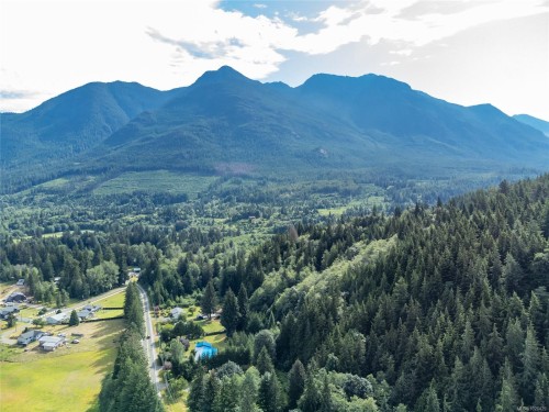 1301 Sayward Rd, Sayward, BC 