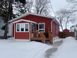 702 Armit Avenue  Fort Frances, ON P9A 2J1