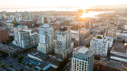 1002-845 Johnson St  Victoria, BC V8W 0G3