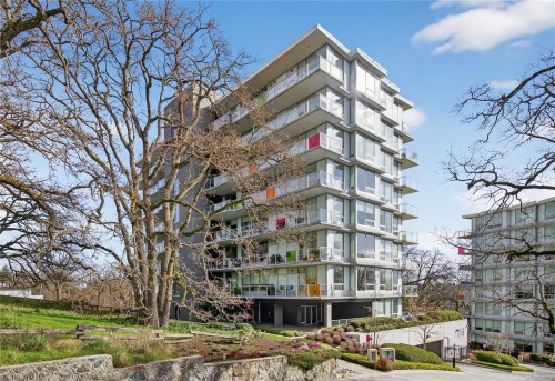 602-4011 Rainbow Hill Lane  Saanich, BC V9B 0G4