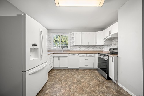 754 7Th Ave, Campbell River, BC 