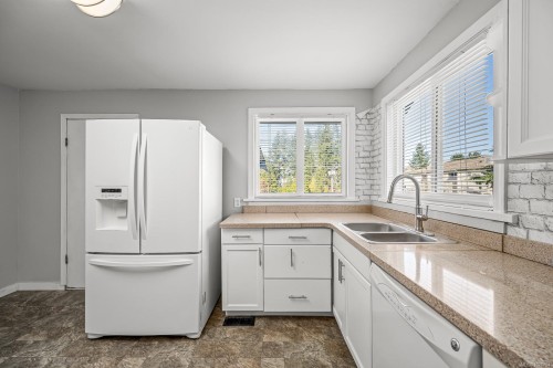 754 7Th Ave, Campbell River, BC 