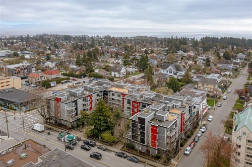 312-1315 Esquimalt Rd  Esquimalt, BC V9A 3P5