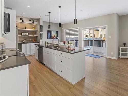 41 Eaglewood Dr, Winnipeg, MB 