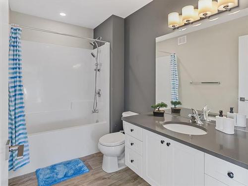 41 Eaglewood Dr, Winnipeg, MB 