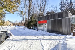 Garage - 