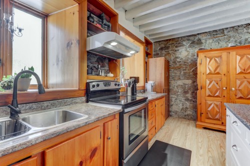 Cuisine - 259 Mtée St-Philippe, Brownsburg-Chatham, QC - Indoor Photo Showing Kitchen With Double Sink