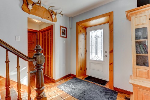Hall d'entrée/Vestibule - 259 Mtée St-Philippe, Brownsburg-Chatham, QC - Indoor Photo Showing Other Room