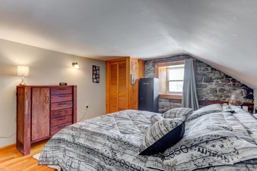 Chambre à coucher principale - 259 Mtée St-Philippe, Brownsburg-Chatham, QC - Indoor Photo Showing Bedroom