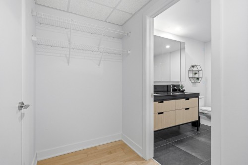 Penderie (Walk-in) - 2010-60 Rue De L'Éclipse, Brossard, QC - Indoor