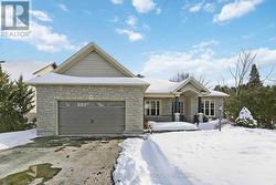 84 CHANONHOUSE DRIVE  Ottawa, ON K0A 2Z0