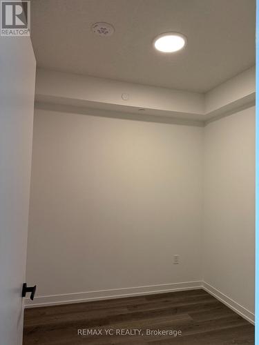 4311 - 8 Interchange Way, Vaughan, ON - Indoor Photo Showing Other Room
