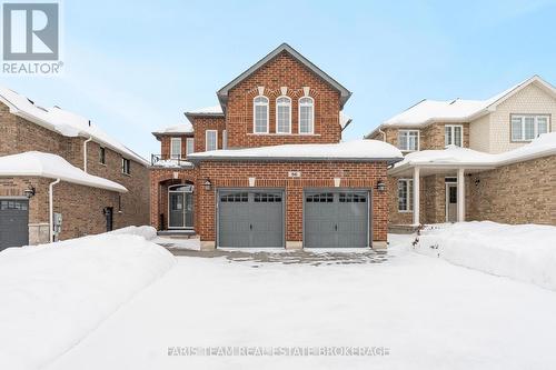 56 JEWEL HOUSE LANE  Barrie, ON L4M 0C4