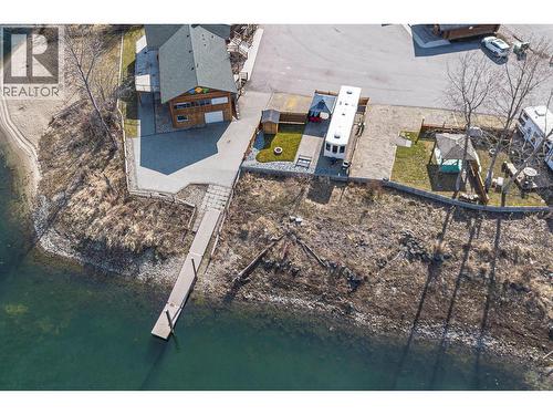 2 Clubhouse Lane, Lee Creek, BC 