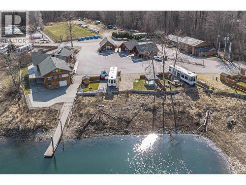 2 Clubhouse Lane, Lee Creek, BC 