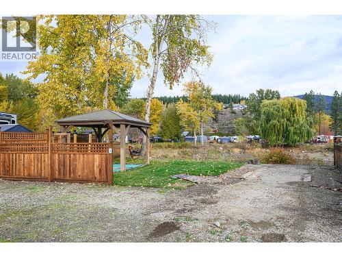 2 Clubhouse Lane, Lee Creek, BC 