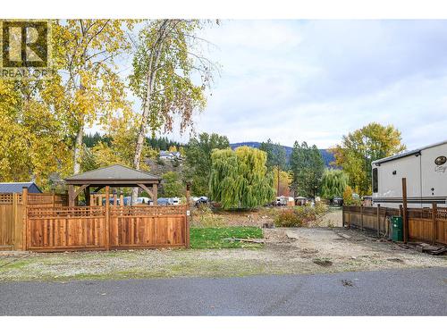 2 Clubhouse Lane, Lee Creek, BC 