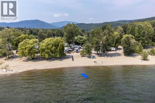 2 Clubhouse Lane, Lee Creek, BC 