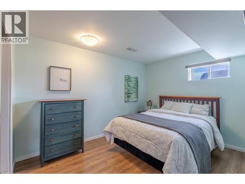 445 Road 5, Oliver, BC - Indoor Photo Showing Bedroom
