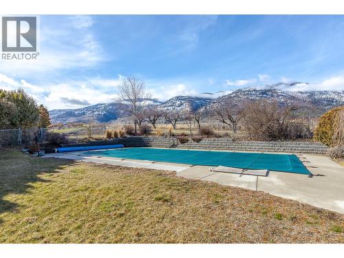 445 Road 5, Oliver, BC - Outdoor With In Ground Pool