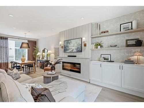 30 22128 48A Avenue, Langley, BC - Indoor Photo Showing Living Room With Fireplace