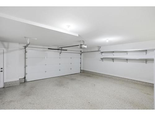 30 22128 48A Avenue, Langley, BC - Indoor Photo Showing Garage