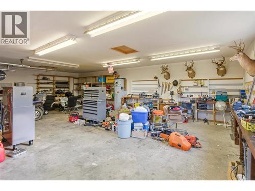 Detached Shop 39' x 26' - 1099 Dehart Road, Kelowna, BC - Indoor Photo Showing Garage