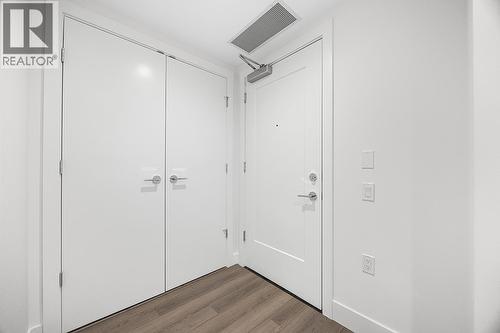 104 2375 Emery Court, Vancouver, BC - Indoor Photo Showing Other Room