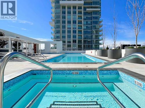 807 1675 Lions Gate Lane, North Vancouver, BC - Outdoor With In Ground Pool