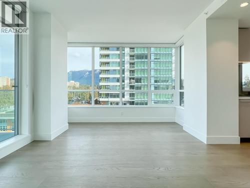 807 1675 Lions Gate Lane, North Vancouver, BC - Indoor Photo Showing Other Room
