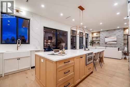 1228 Stellers Jay Place, Delta, BC - Indoor Photo Showing Kitchen