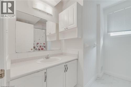 347 Keewatin Avenue, Kitchener, ON - Indoor Photo Showing Bathroom
