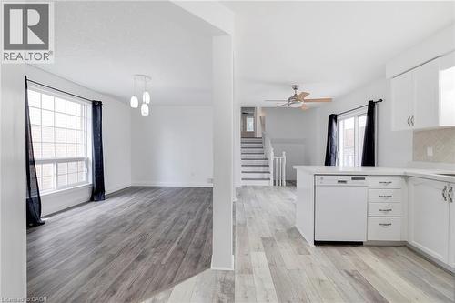 347 Keewatin Avenue, Kitchener, ON - Indoor Photo Showing Kitchen