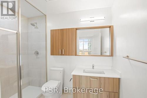 1908 - 30 Upper Mall Way, Vaughan, ON - Indoor Photo Showing Bathroom