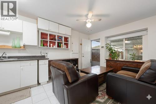 2423 E 4Th Avenue, Vancouver, BC - Indoor