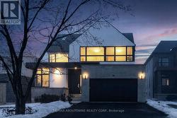 70 UPPER MOUNT ALBION ROAD  Hamilton, ON L8J 2S1