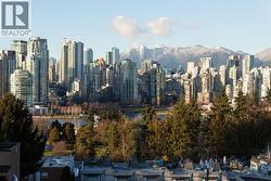 967 W 8TH AVENUE  Vancouver, BC V5Z 1E4