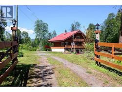 5305 Clearwater Valley Road Clearwater, BC V0E 1N1