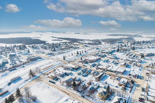 4820  49 Ave, Redwater, AB 