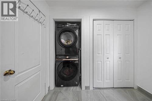 118 Cope Street, Hamilton, ON - Indoor Photo Showing Laundry Room