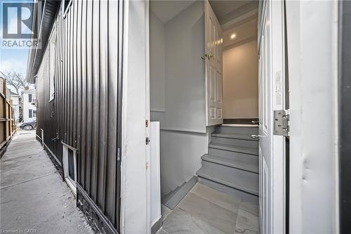 118 Cope Street, Hamilton, ON - Indoor Photo Showing Other Room