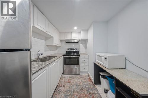 118 Cope Street, Hamilton, ON - Indoor Photo Showing Kitchen With Double Sink With Upgraded Kitchen