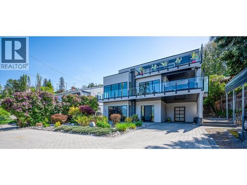 11537 Okanagan Centre Road W, Lake Country, BC - Outdoor