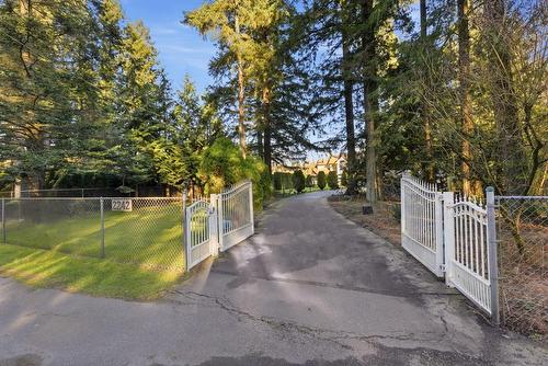 2242 200 Street, Langley, BC - Outdoor