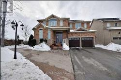 91 MAGPIE CRESCENT  Vaughan, ON L4H 2A4