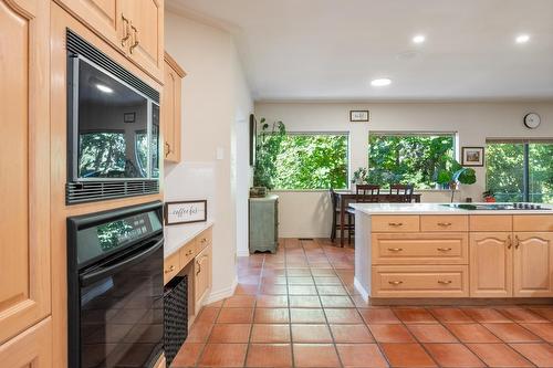 1311 133A Street, Surrey, BC - Indoor