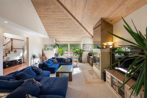 1311 133A Street, Surrey, BC - Indoor