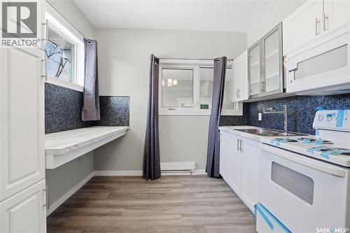 726 Cameron Street, Regina, SK - Indoor Photo Showing Kitchen